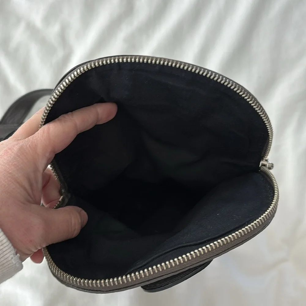 Marc By Marc Jacobs Leather Cross Body Bag Silver - Picture 9 of 16